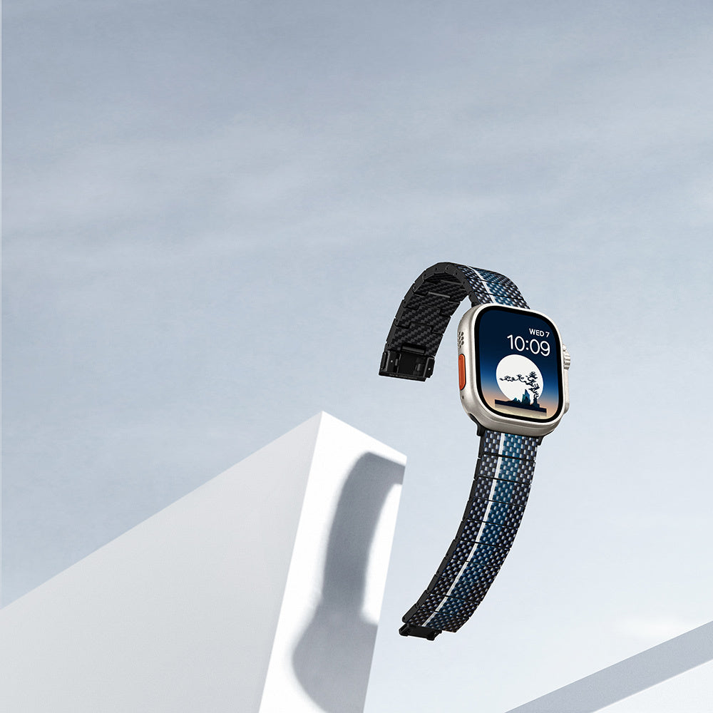Pitaka Poetry of Things ChromaCarbon Serisi Tüm Apple Watch Modelleriyle Uyumlu Aramid Fiber ve Karbon Fiber Moon Universal Kordon Pitaka Poetry of Things ChromaCarbon Serisi Tüm Apple Watch Modelleriyle Uyumlu Aramid Fiber ve Karbon Fiber Moon Universal Kordon
